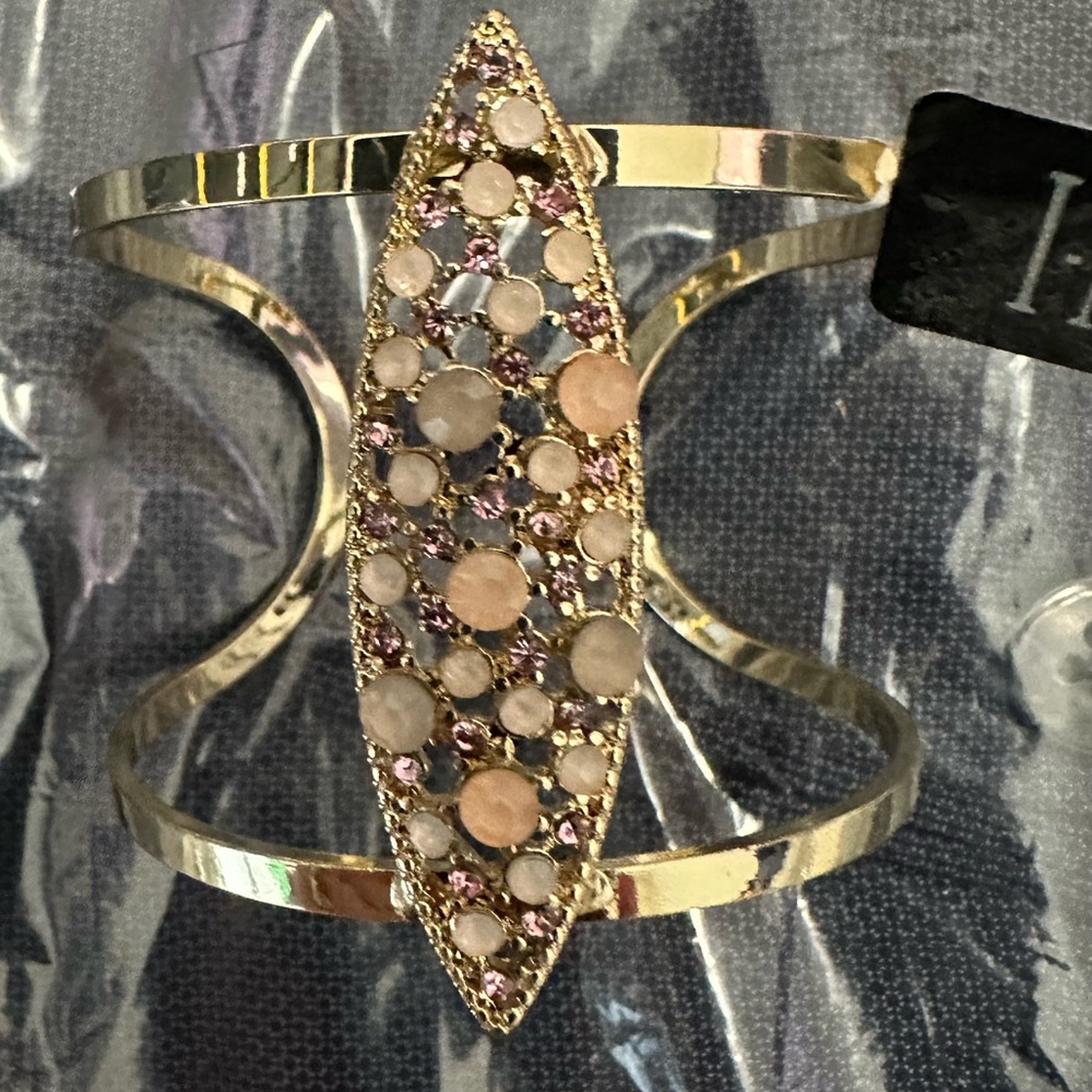 Inc International concepts Blush Cluster Cuff Bracelet New With Tags